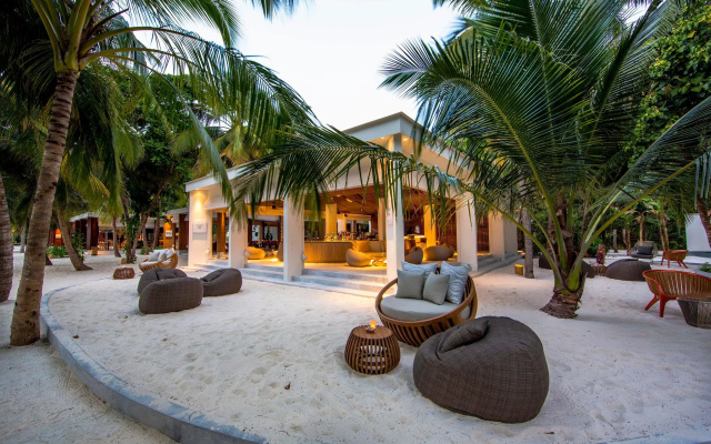 Курорт Amilla Maldives