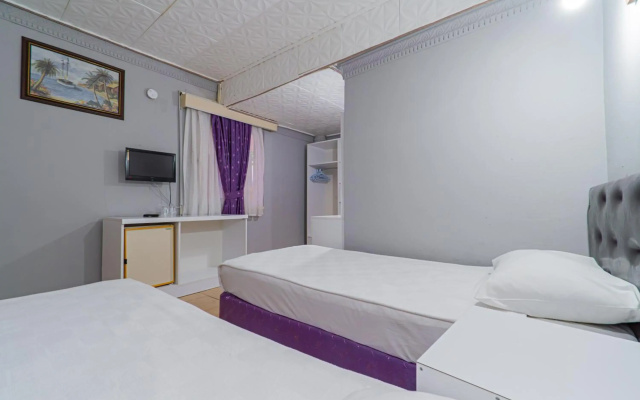 Sayanora Hotel & Park